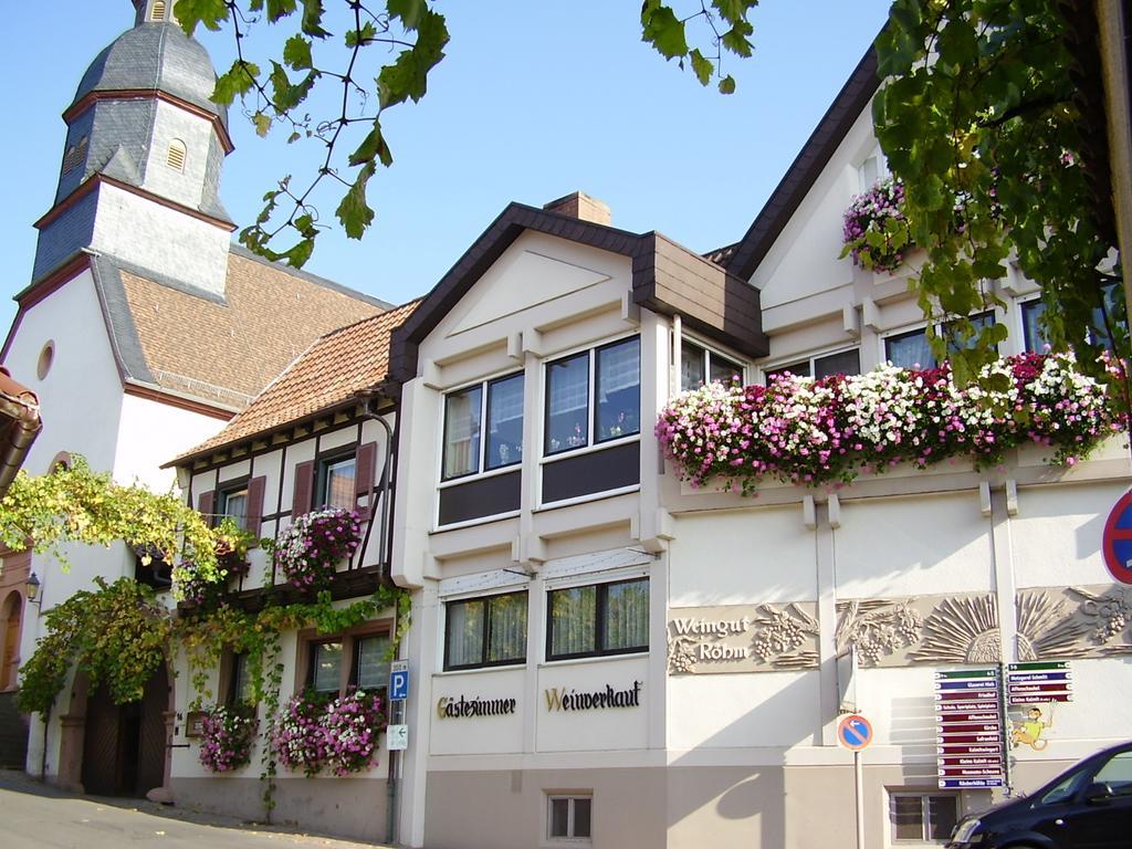 Gaestehaus Roehm Ilbesheim bei Landau in der Pfalz Buitenkant foto